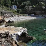 Secluded Fisherman's Cove Prisnjak, Hvar - 8763